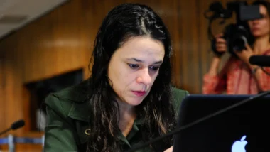 Janaína Paschoal, em foto de 2016: uma década depois do impeachment de Dilma Rousseff, derrota nas urnas.