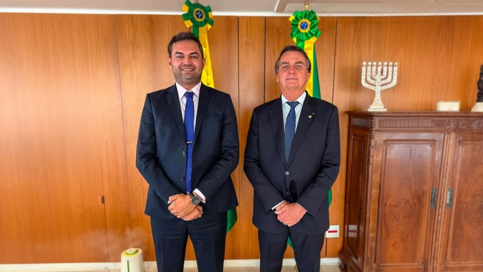 Bruno Scheid (PL), senador eleito, ao lado de Jair Bolsonaro em imagem publicada no perfil de Bruno Scheid no Instagram.