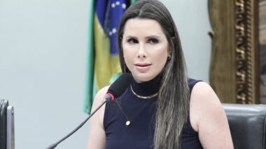 Caroline de Toni (PL) é a segunda mulher eleita senadora por Santa Catarina, 24 anos depois de Ideli Salvatti (PT), em 2002.