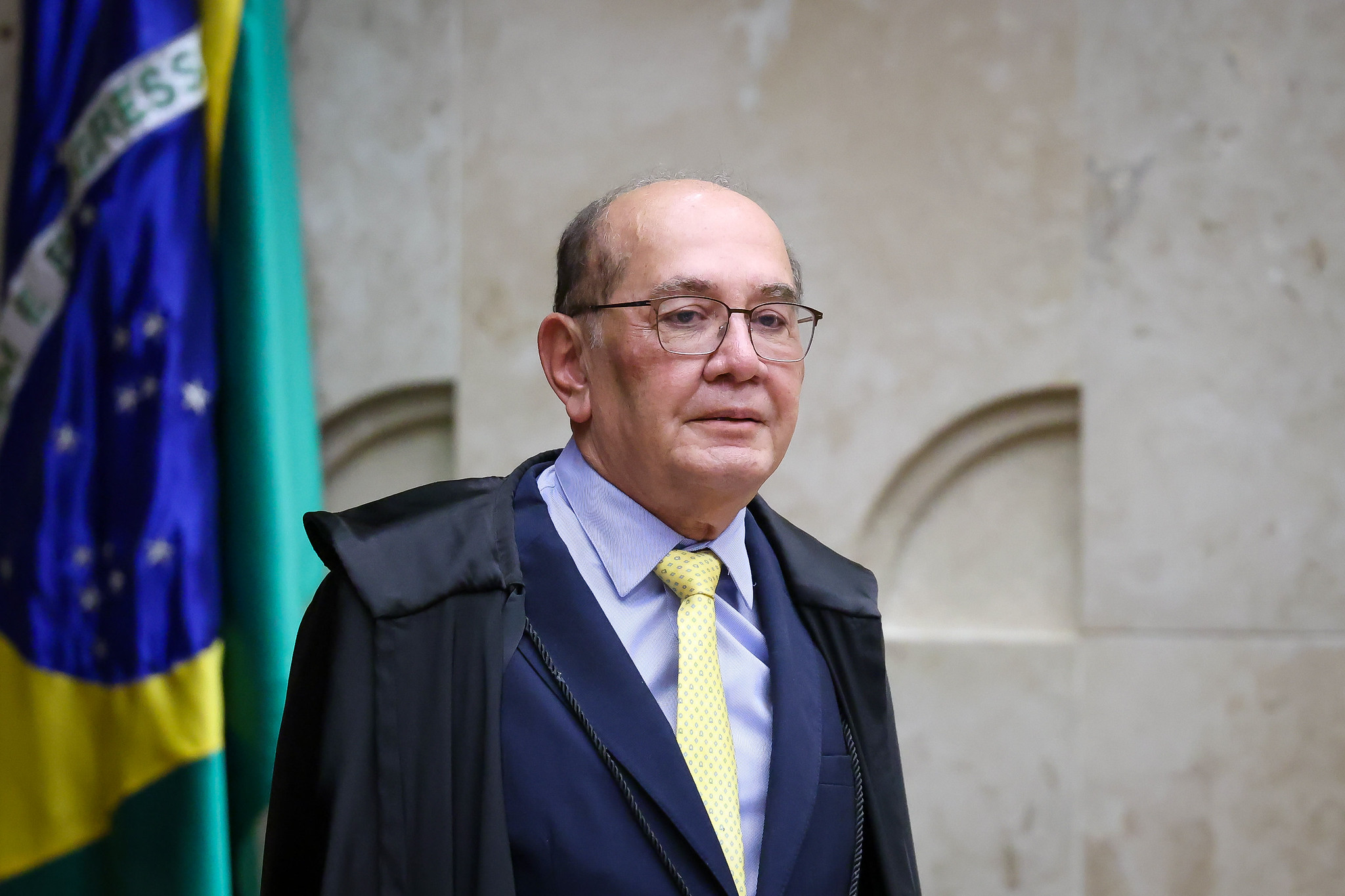 Senadores articulam mudança na lei para destravar impeachment de ministros do STF
