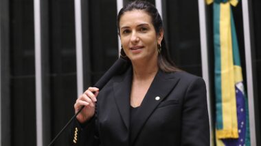 Roberta Roma foi reeleita deputada federal pela Bahia em 2026, com 156.108 votos.