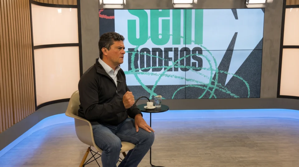 Moro afirma que possível vitória de Flávio mudaria leitura sobre retorno de Lula e defende reforma do STF.