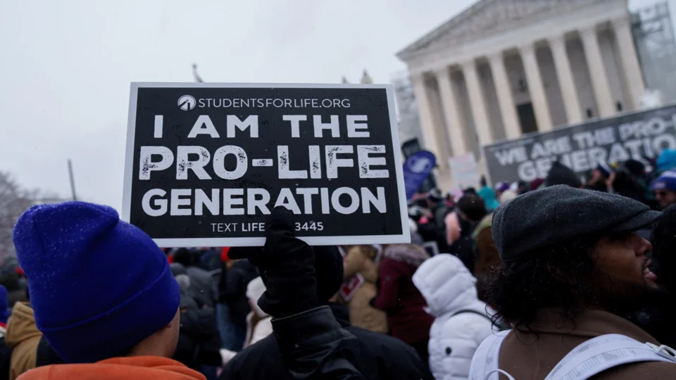 trump aliança contra o aborto