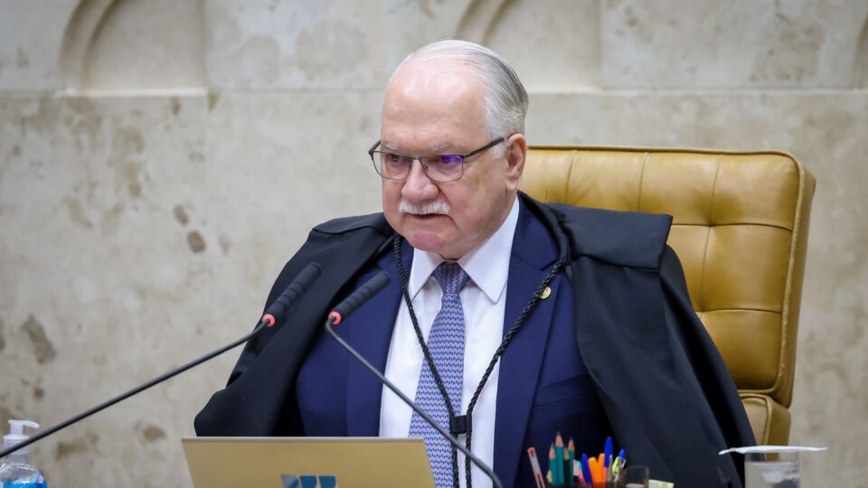 Fachin manda PF investigar ameaças de fuzilamento contra Dino