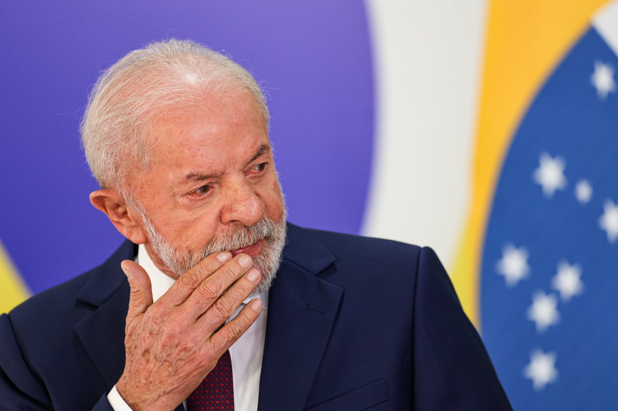 Autoridades investigam suposto repasse milionário para documentário de Lula