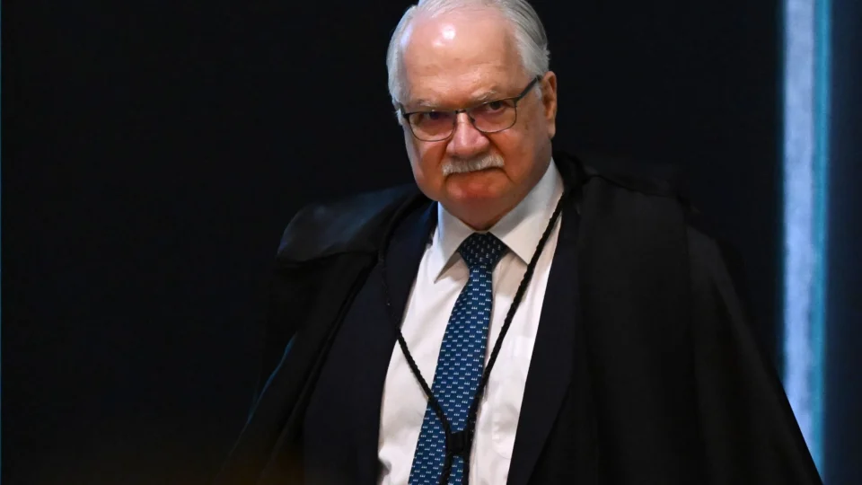 Fachin barra acesso de Fux ao “inquérito do fim do mundo”