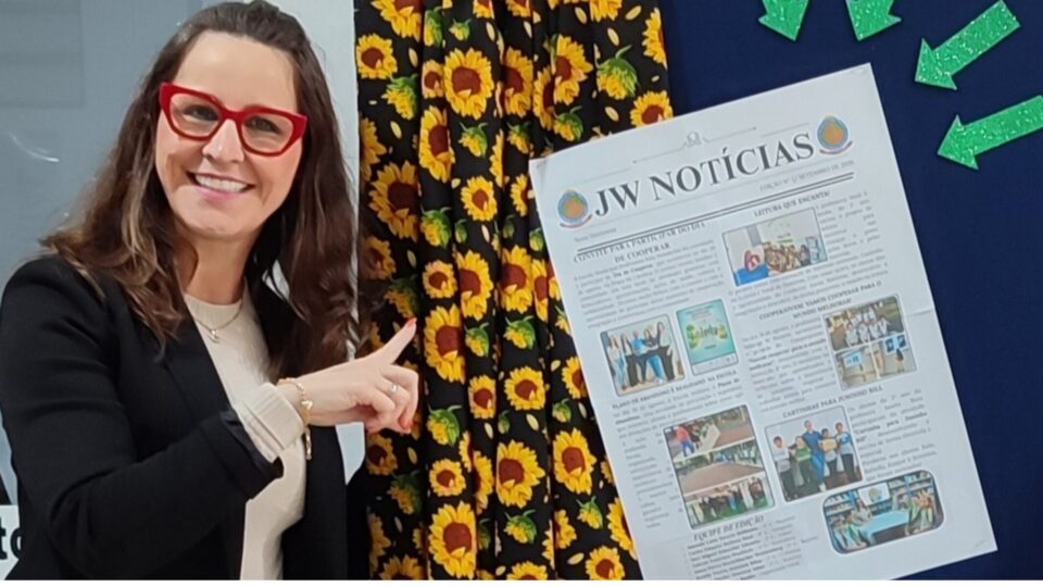 ESCOLA QUE COMUNICA, COMUNIDADE QUE LÊ! 