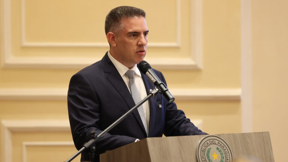 China impõe sanções contra membros dos governos do Paraguai e Belize por relações com Taiwan