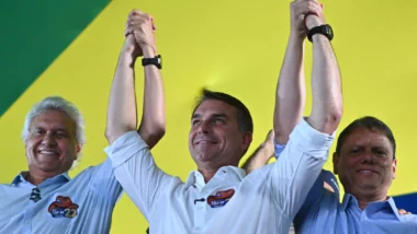 direita bolsonarismo flavio bolsonaro ronaldo caiado