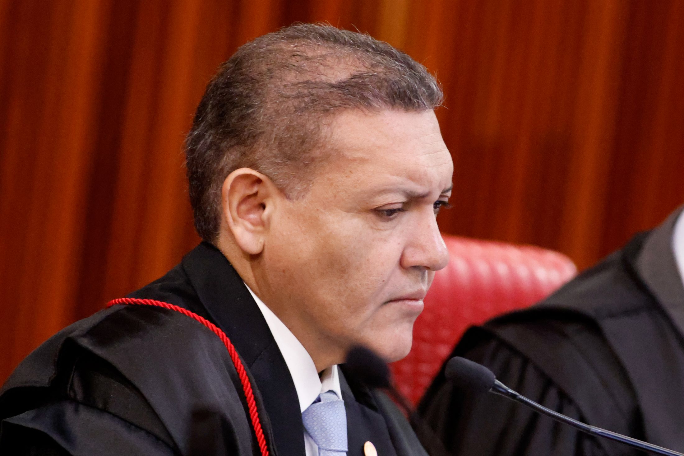 Nunes Marques autoriza reativação imediata do canal “Exército do Lula” no WhatsApp
