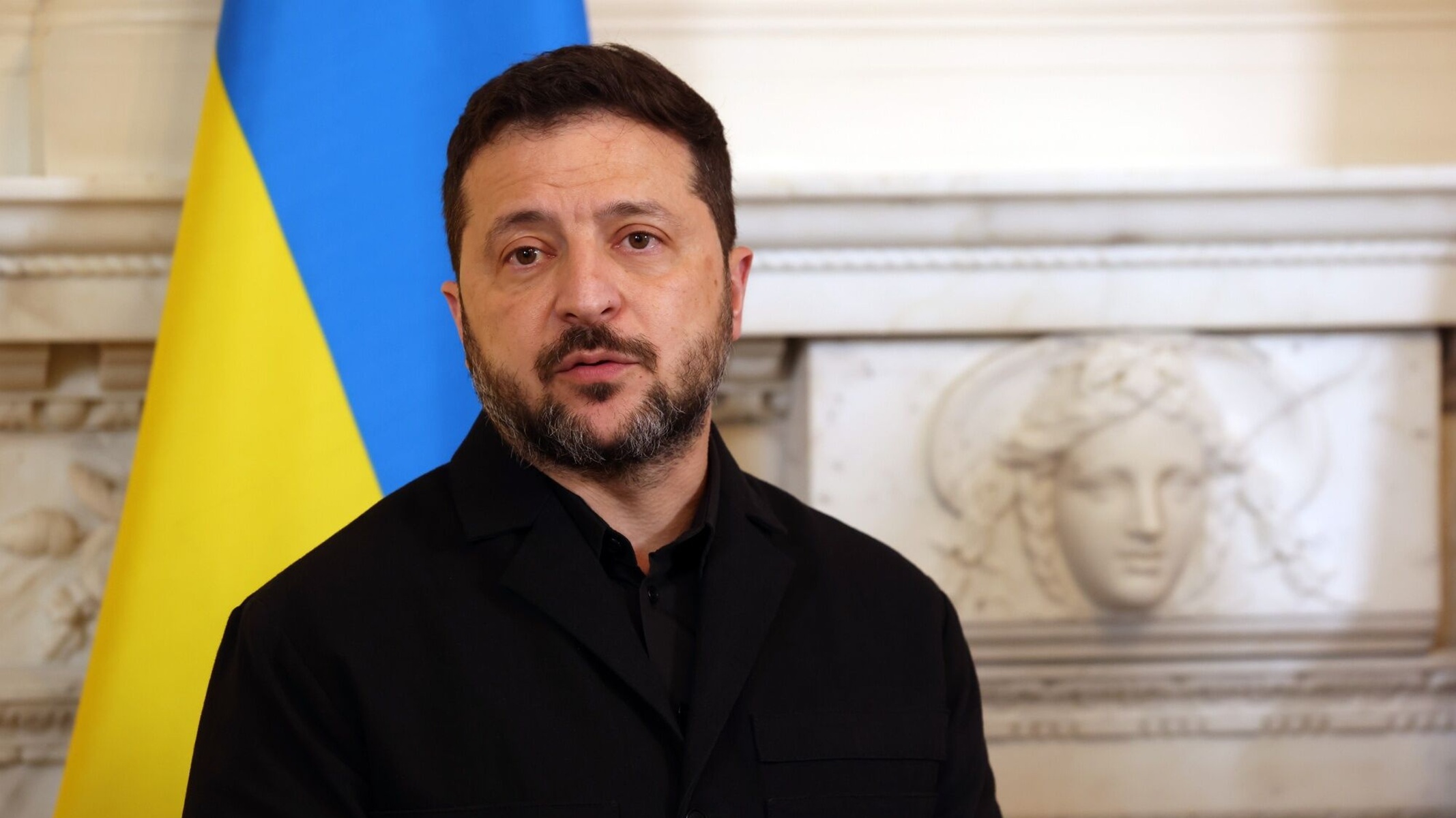 Zelensky acusa Trump de traição e diz que Ucrânia retomará bombardeios a refinarias russas