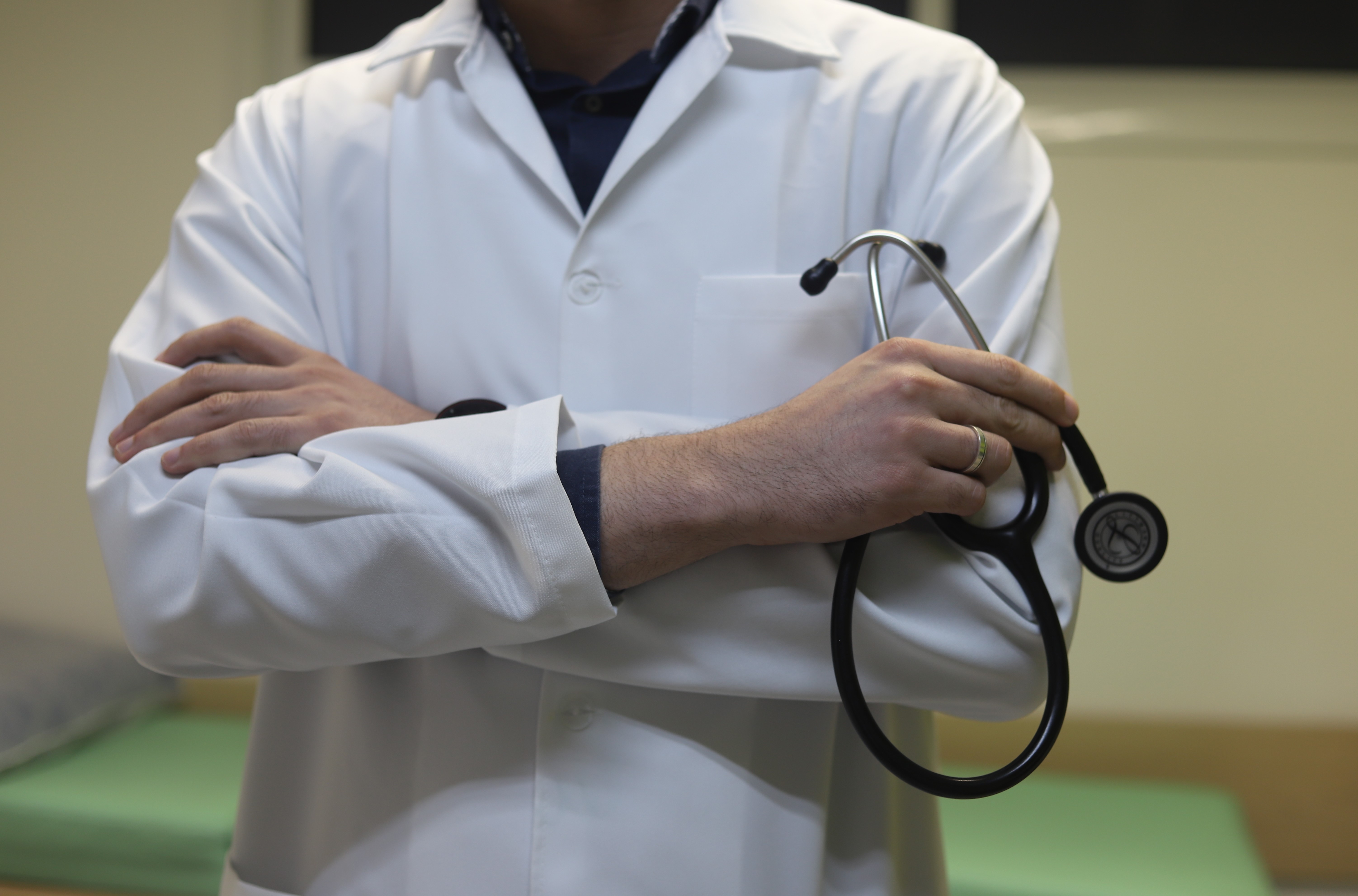 No Dia do Médico, a evolução da medicina reforça a importância de manter a escuta, o diálogo e o cuidado humano no centro da relação entre médicos e pacientes.