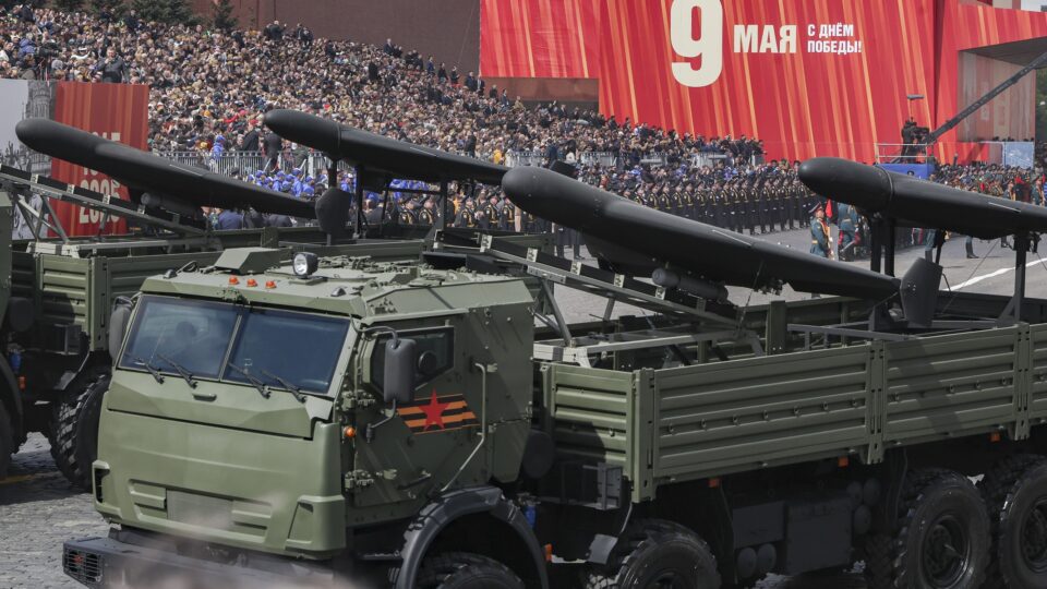 A guerra dos drones mutantes: como a Rússia adapta armas do Irã para agredir a Ucrânia