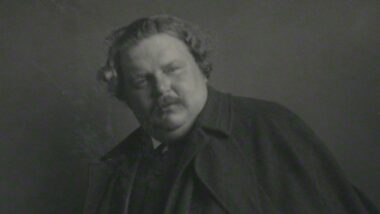 G. K. Chesterton em 1912: a admiração por São Francisco de Assis vinha da infância e acompanharia o escritor até sua conversão ao catolicismo, em 1922