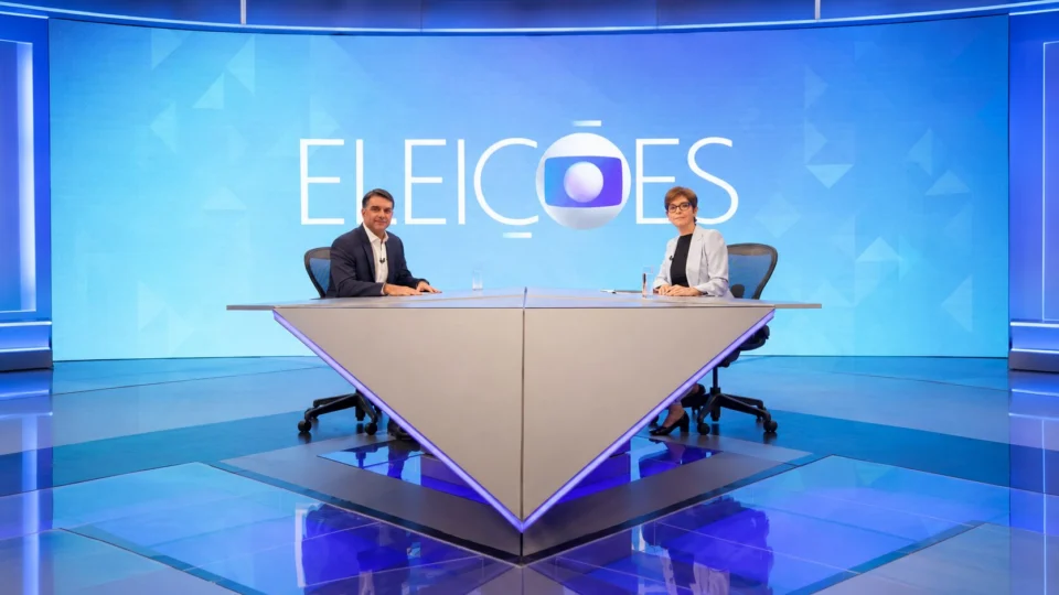 Flávio Bolsonaro (PL) participou de sabatina na Rede Globo nesta sexta-feira (16)