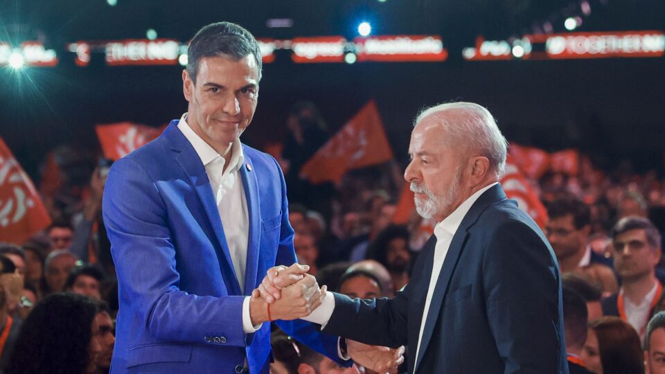 Pedro Sánchez convoca eleições antecipadas na Espanha para tentar manter governo