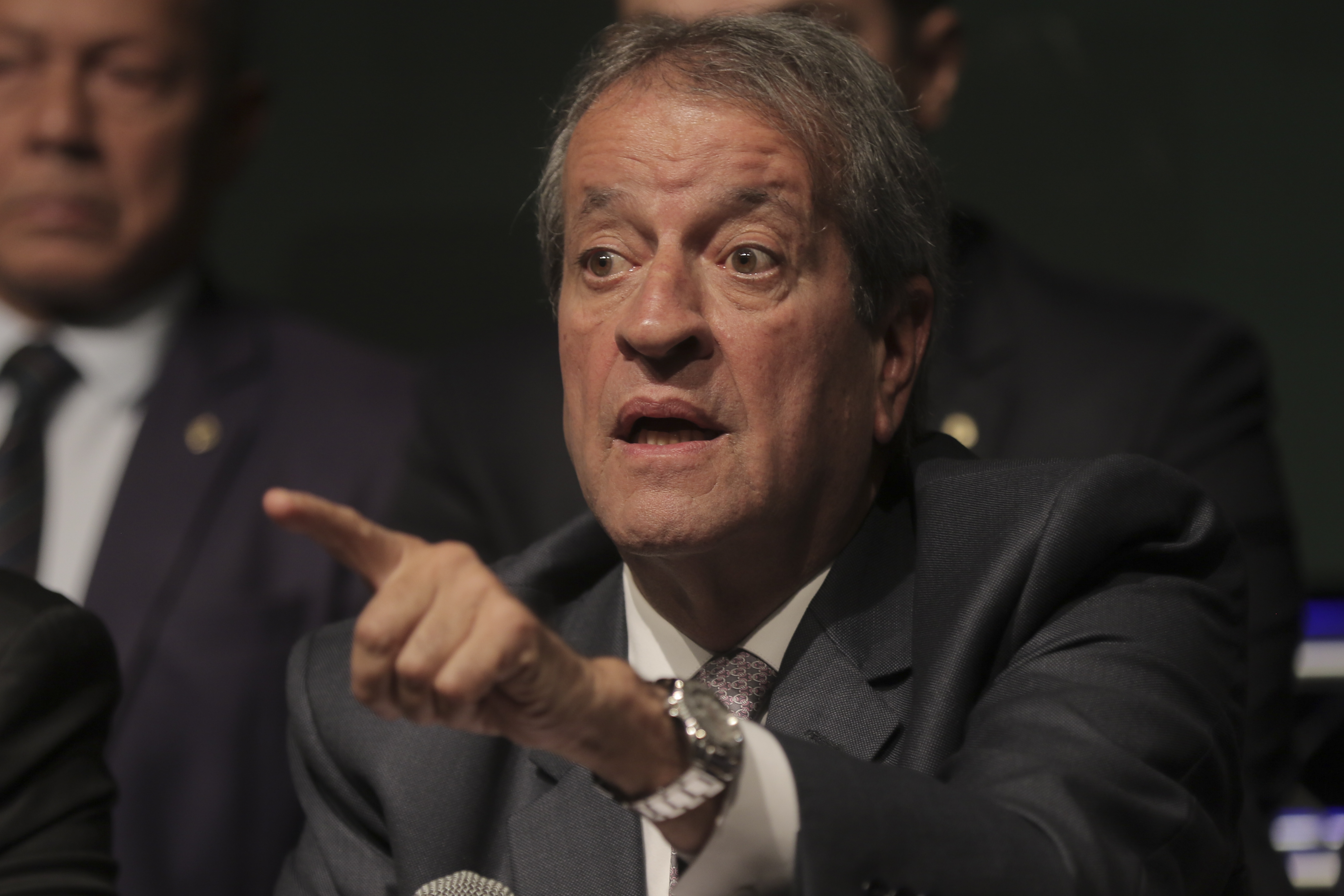 Presidente do PL critica reforma eleitoral articulada pelo centrão