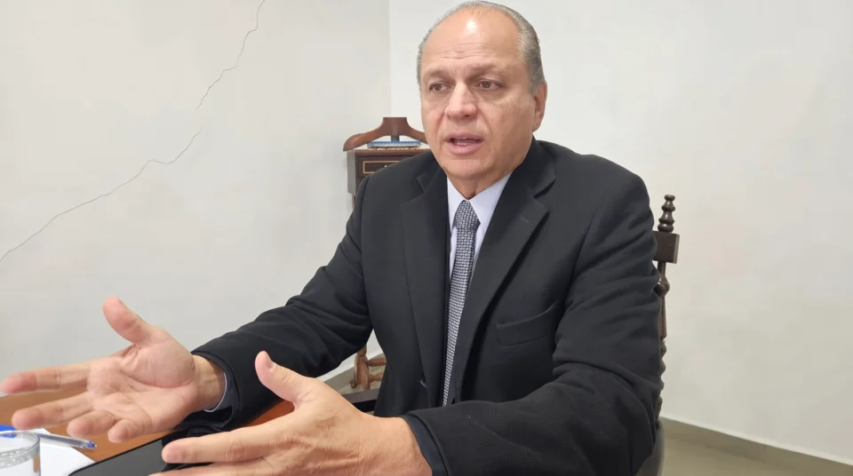 Ricardo Barros avalia cenário político no Paraná e no Brasil.