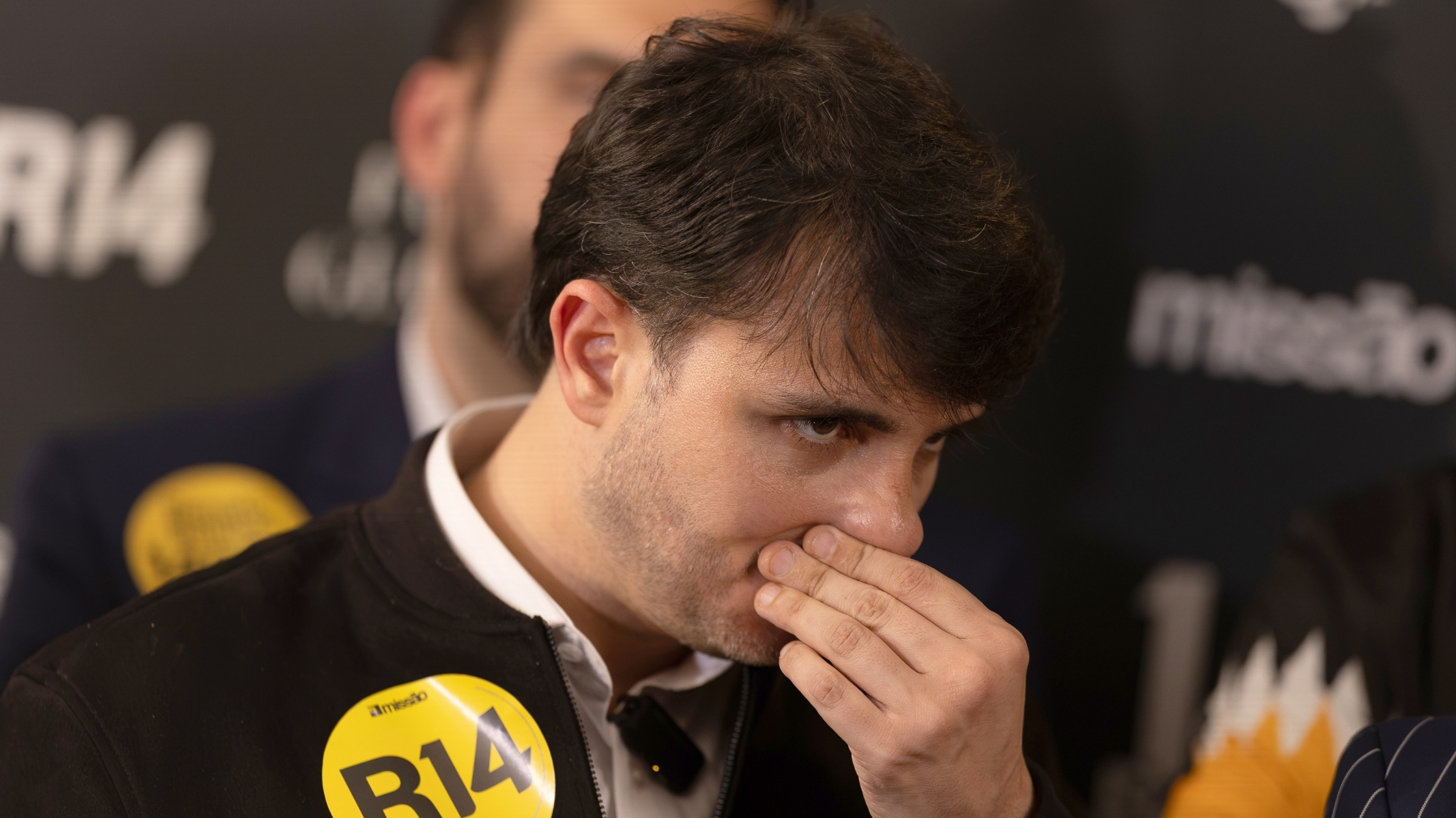 Renan Santos mira Flávio após Marçal compará-lo a Hitler: “nosso voto não interessa”