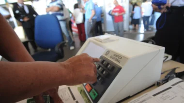 Fake News agências de Checagem