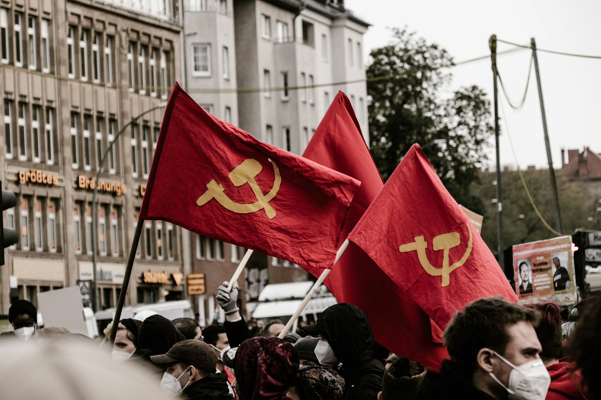 O comunismo não destrói só economias — ele destrói a alma humana