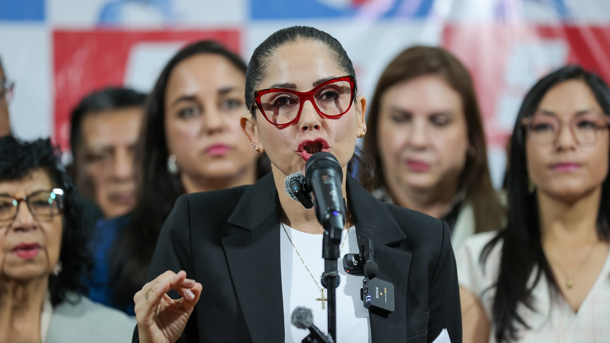 Líder da esquerda do Equador, derrotada por Noboa nas eleições, é presa
