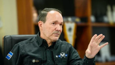 Gustavo Villatoro: pulso firme no combate ao crime organizado.