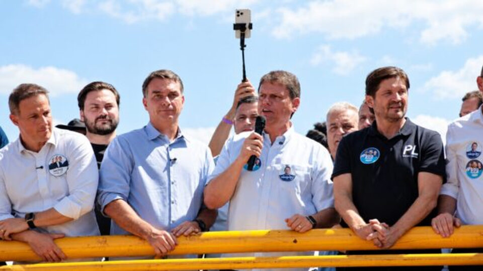 Derrite puxa fila de quadros de Tarcísio cotados para eventual governo Flávio