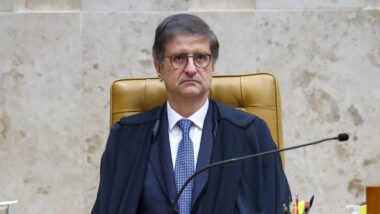 PGR é contra pedido para revelar visitas de Vorcaro, mulher de Moraes e Lulinha ao Senado
