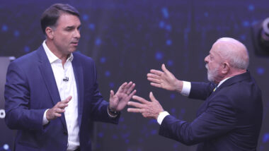 Caminhos economia Flávio Bolsonaro (PL) e Lula (PT)