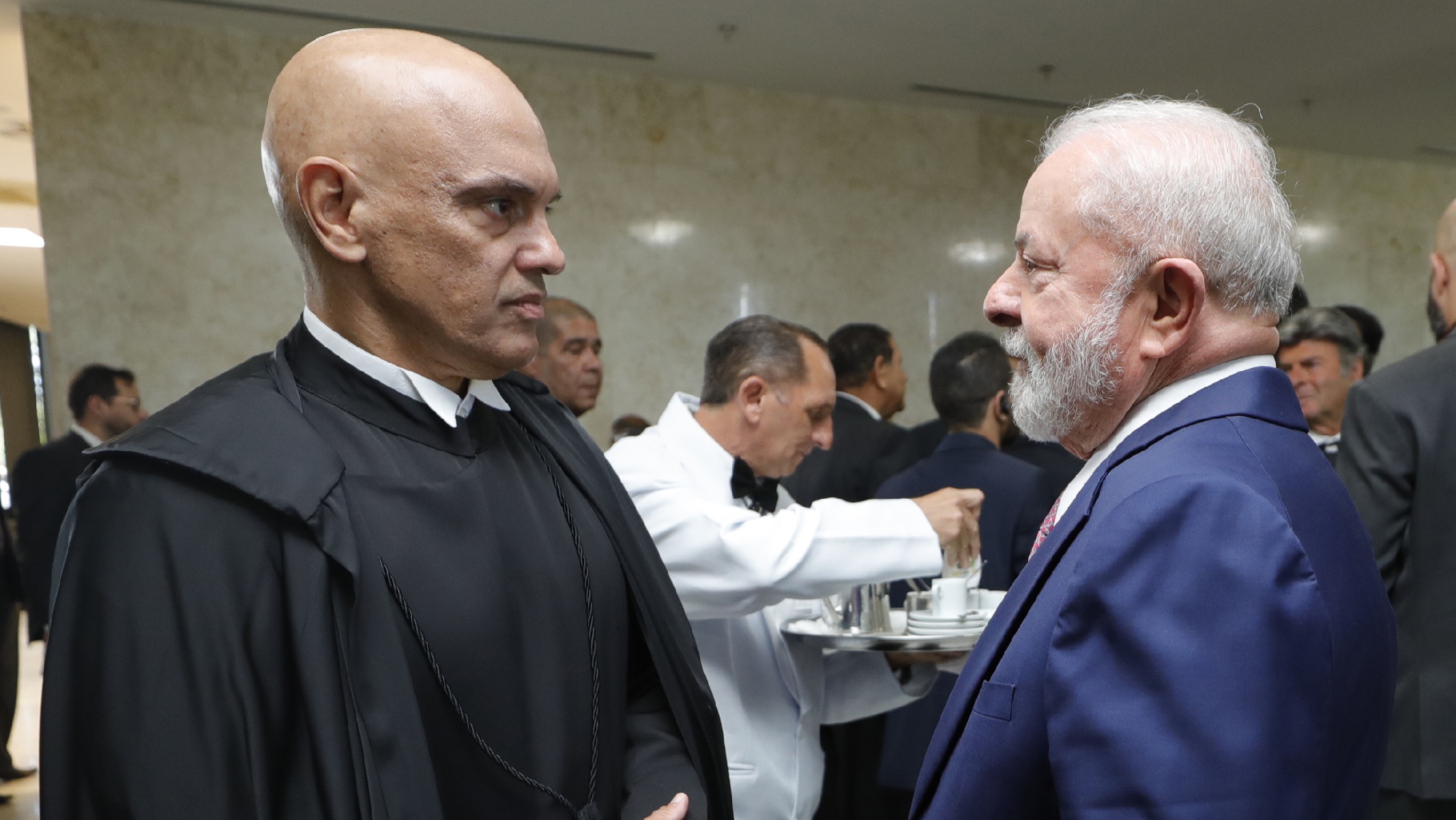 Esquerda enfrenta “censura” da Meta após apoiar revisão do Marco Civil da Internet no STF