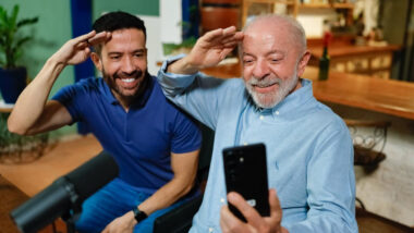 Exército do Lula canal no WhatsApp MPE Janones