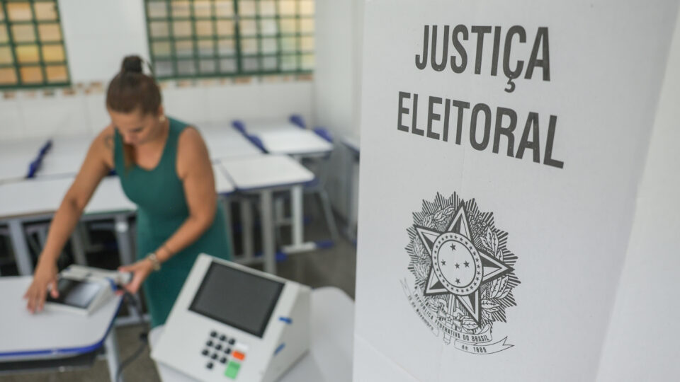 Urnas substituídas chegam a 1.551 no 2º turno; veja os estados com mais trocas no país
