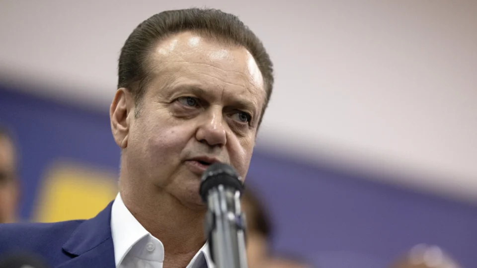 Presidente do PSD foi vice na chapa de Caiado, mas manteve partido neutro no segundo turno.