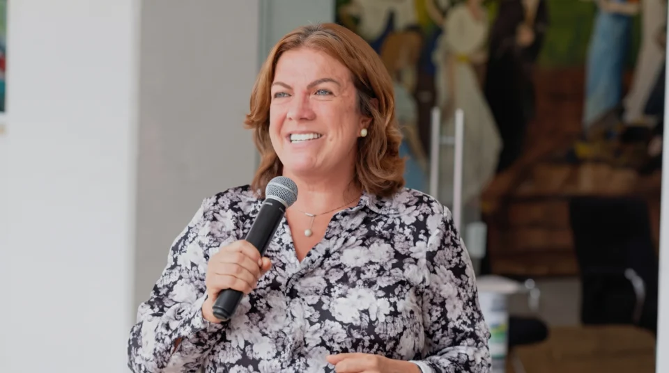Fátima Gavioli comandou a Educação em Rondônia e Goiás antes de ser escolhida por Moro para assumir a Seed do Paraná em 2027.