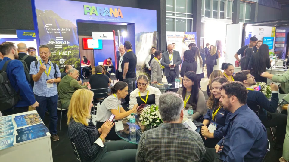 Pavilhão do Paraná é local de conexões e negócios durante a Expo Paraguay 2026.