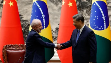 Xi Jinping parabeniza Lula por reeleição