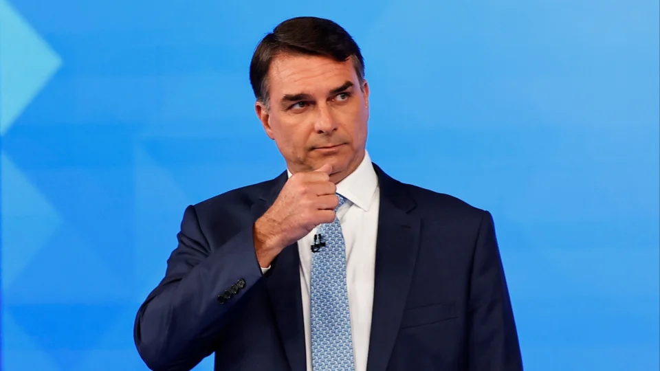 Veículos divulgaram suposta operação em meio a onda de informações desencontradas sobre saída do país.