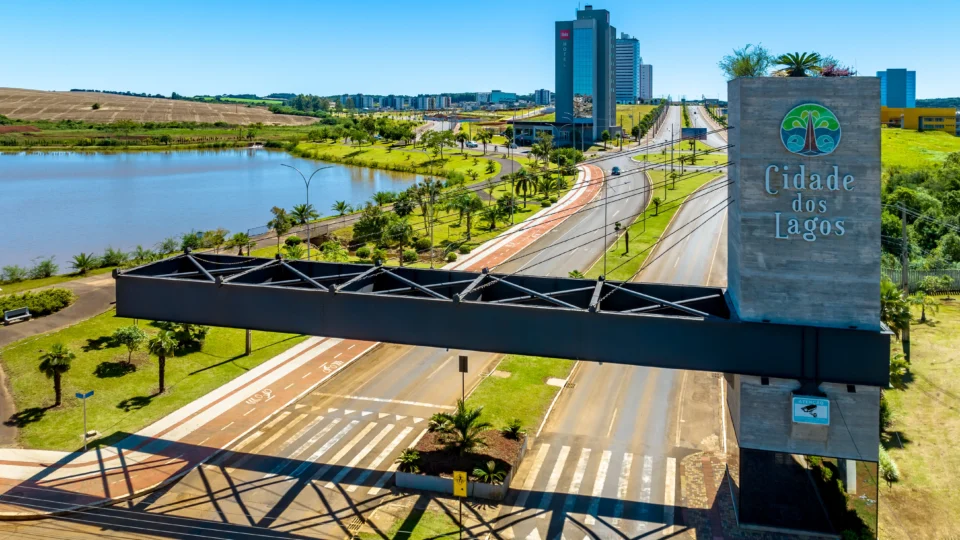 Vista aérea do bairro planejado Cidade dos Lagos, em Guarapuava