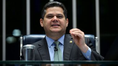 Alcolumbre marca votação da PEC da Segurança Pública para terça (3)