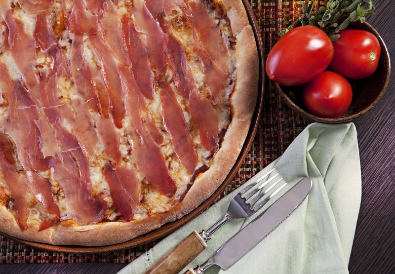 Receita de pizza de presunto Parma