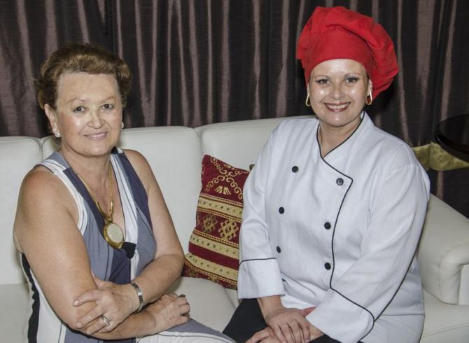 A chef Taissa Schuartz com sua sócia Luzmary Schuartz. Foto: Divulgação A chef Taissa Schuartz com sua sócia Luzmary Schuartz. Foto: Divulgação