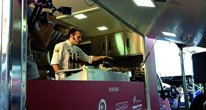 Harmonização de cervejas com pães e embutidos foi o tema da aula do chef Renato Bedore, da Vivah.Gastronomia. Foto: Divulgação Harmonização de cervejas com pães e embutidos foi o tema da aula do chef Renato Bedore, da Vivah.Gastronomia. Foto: Divulgação