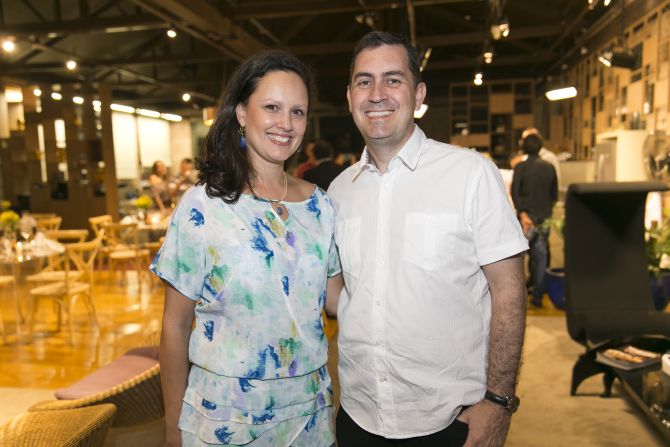 Sandro Marques e Kelly Cristine Trancoso Marques do Grupo Marista (PUC-PR). Foto: Fabiane Sznicer/Divulgação Sandro Marques e Kelly Cristine Trancoso Marques do Grupo Marista (PUC-PR). Foto: Fabiane Sznicer/Divulgação