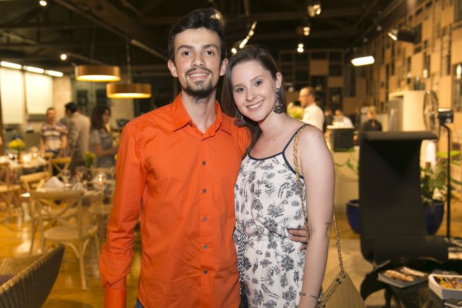 Leandro Pinheiro e Mariana Notto Santana da Marili Taborda. Foto: Fabiane Sznicer/Divulgação Leandro Pinheiro e Mariana Notto Santana da Marili Taborda. Foto: Fabiane Sznicer/Divulgação