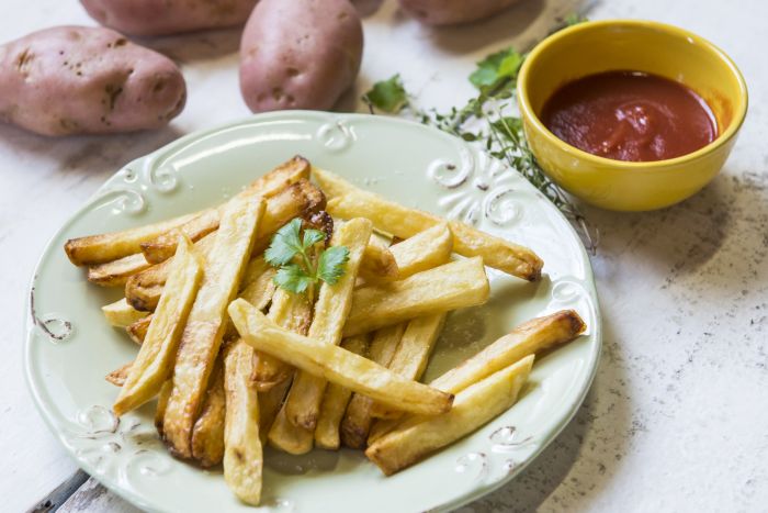 Batata frita preparada pelo chef Guilherme Guzela para a série Dicas em 1 Minuto Batata frita preparada pelo chef Guilherme Guzela para a série Dicas em 1 Minuto