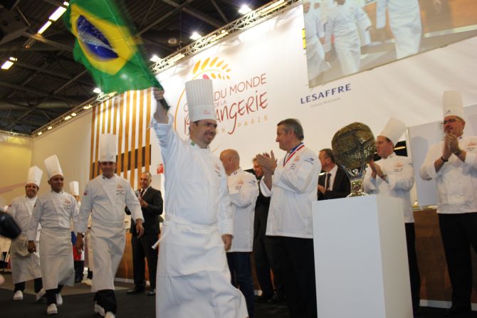 A seleção brasileira disputa a Copa Mundial de Panificação em Paris. Foto: Europain/Divulgação. A seleção brasileira disputa a Copa Mundial de Panificação em Paris. Foto: Europain/Divulgação.