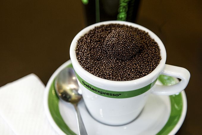 Bolo na xícara de brigadeiro (R$ 10,50) Bolo na xícara de brigadeiro (R$ 10,50)