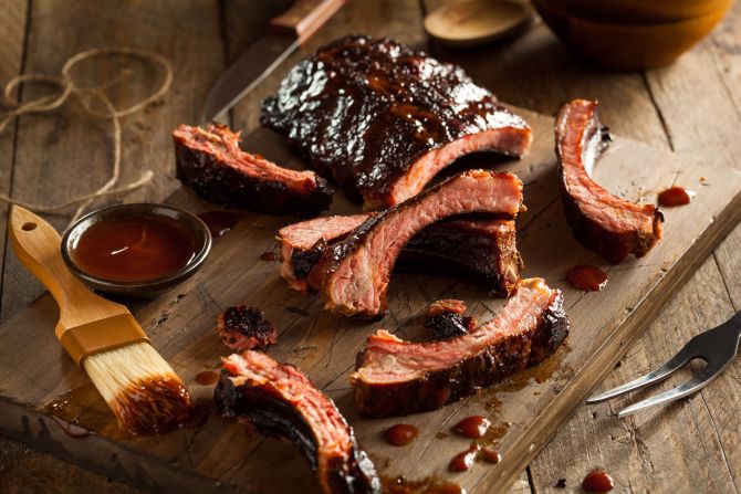 Costelinha ao molho barbecue, um clássico norte-americano. Foto: Bigstock. Costelinha ao molho barbecue, um clássico norte-americano. Foto: Bigstock.