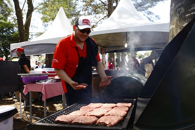 Feira Alto Juvevê continua neste domingo de sol das 11 às 19h Feira Alto Juvevê continua neste domingo de sol das 11 às 19h